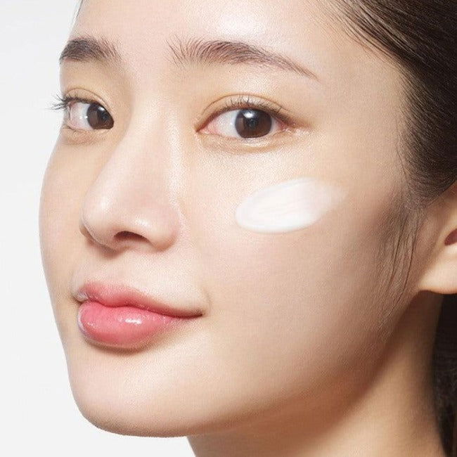 Dr.G Green Mild Up Sun+ SPF50+ PA++++ - Miessential