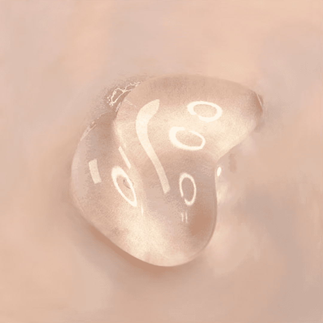 Foodaholic Calming & Moisturizing Aloe Vera 99% Soothing Gel - Miessential