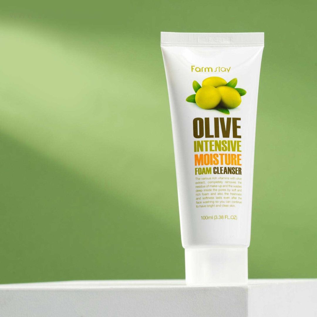 Farmstay Olive Intensive Moisture Foam Cleanser