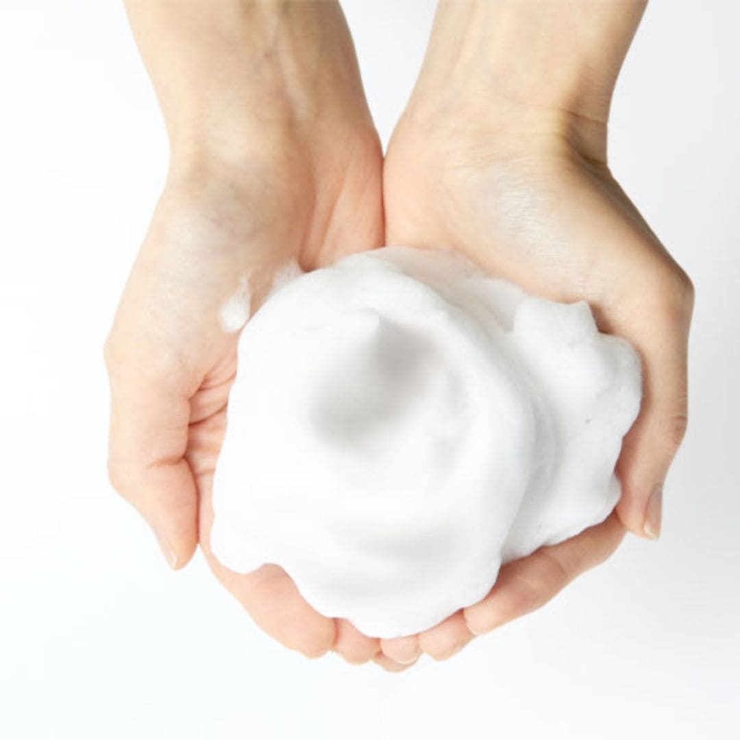 Lagom Cellup Micro Foam Cleanser