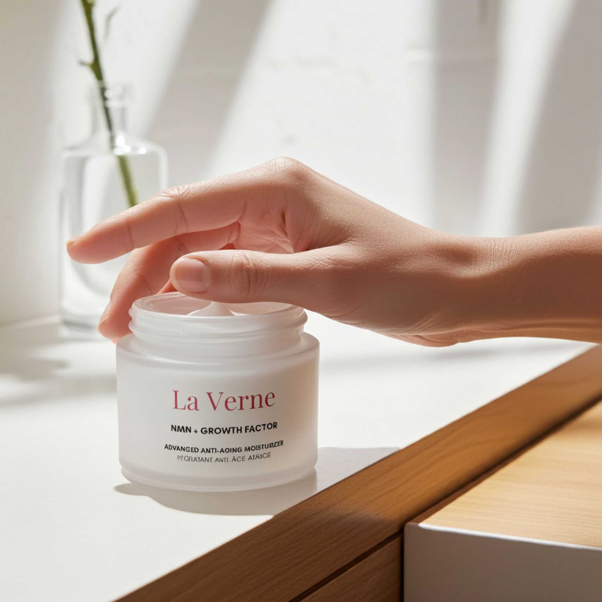 La Verne Lumiere 3 HA Growth Factor Moisturizing Cream