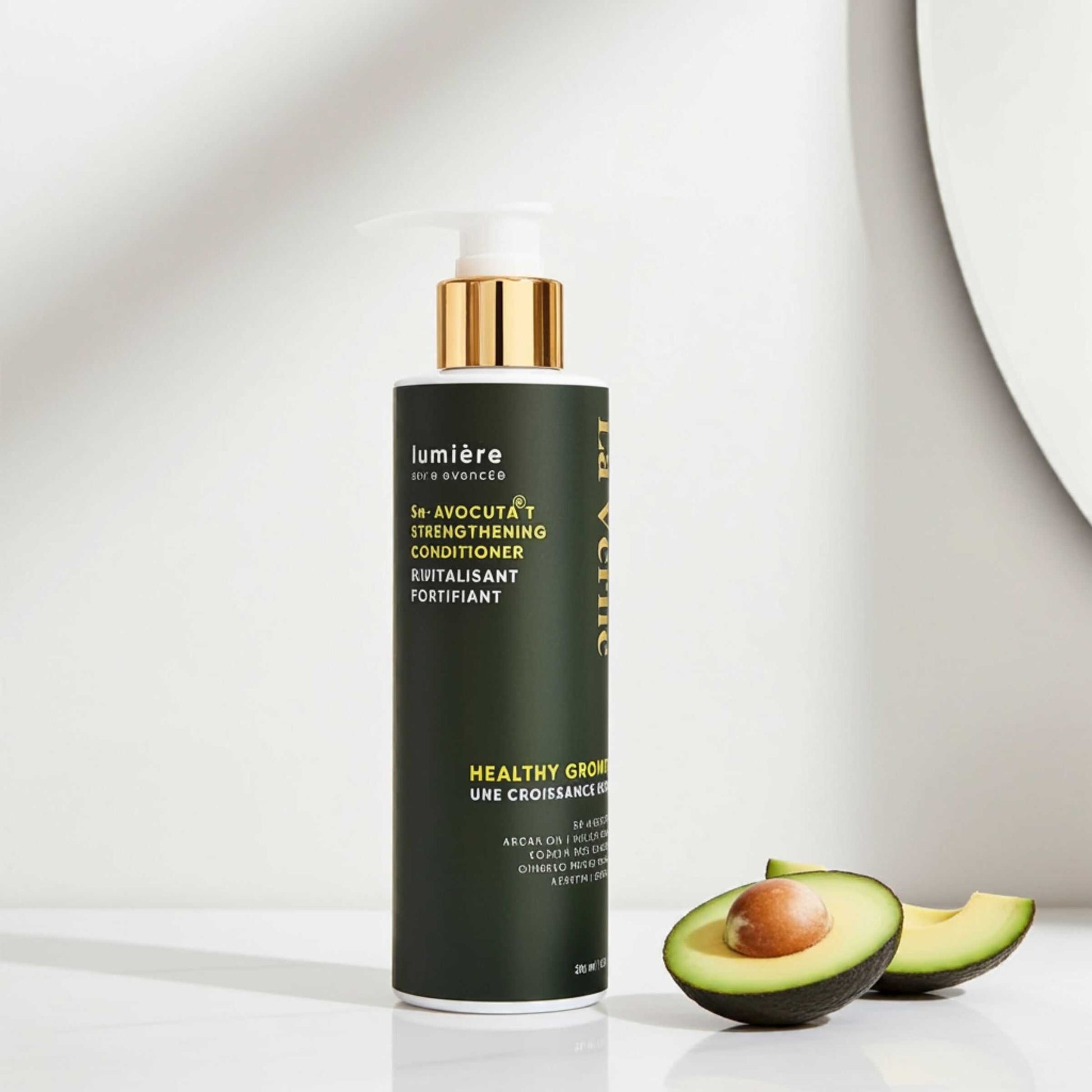 La Verne Lumiere 5α-Avocuta T Strengthening Conditioner