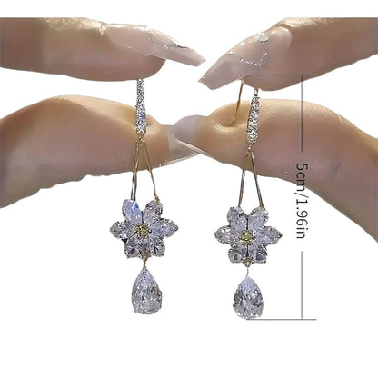 Water Drop Crystal Flower Earrings - Miessential