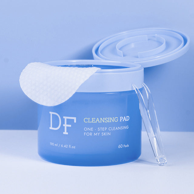 DFRAU Cleansing Pads, Hydrating Essence and Ginseng Extract. DFRAU